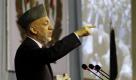 ...Präsident Hamid Karzai für Frieden wirbt. An den Bruder Talib wendet sich Karzai in seiner Eröffnungsrede,... Foto: ap