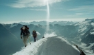 Auch Südtirol bringt Neues für die Skisaison 2009/2010: Kostenlose Skipässe für Kinder bis zu acht Jahren (Superski Dolomiti) und ein gemischter Lift mit Gondel und Sesseln auf der Seiser Alm.
 Foto: dpa