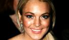 Die Schauspielerin Lindsay Lohan ist während eines Gerichtstermins lieber einkaufen gegangen. Der Internetdienst tzm.com berichtete, Lohan sei zunächst 90 Minuten zu spät zu ihrer Verhandlung gekommen. Bald darauf habe sie das Gerichtsgebäude im kalifornischen Venice wieder unerlaubt verlassen und sei kurze Zeit später in Beverly Hills beim Shoppingbummel gesichtet worden.  Foto: dpa