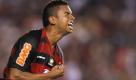 Brazil's Flamengo's David celebrates after scoring during a Copa Libertadores soccer match against Venezuela's Caracas FC's in Rio de Janeiro, Wednesday, April 21, 2010. (AP Photo/Felipe Dana) Foto: ap