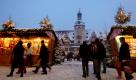 Wir wissen es schon lange, dass Glühwein und Lebkuchen im Schnee super sind. Nun entdecken auch die Briten den deutschen Weihnachtsmarkt für sich. In der vergangenen Woche eröffneten die ersten «German Christmas Markets». Ob am quirligen Südufer der Themse mit Blick auf Big Ben in London, in Birmingham, Edinburgh, Leeds oder Manchester: Glühwein und Lebkuchenherzen ziehen nun Millionen Briten in ihren Bann.  Foto: dapd
