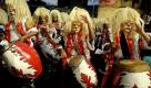 Drummers dressed as lions perform in the Las Llamadas carnival parade in Montevideo, Saturday, Feb. 6, 2010. (AP Photo/Matilde Campodonico) Foto: ap
