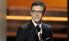 Justin Timberlake presents the award for best actress in a comedy series at the 61st Primetime Emmy Awards on Sunday, Sept. 20, 2009, in Los Angeles. (AP Photos/Mark J. Terrill) Foto: ap