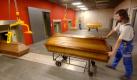 Das Krematorium in Dresden (Symbolbild). Seit der Goldpreis stetig steigt, wird Immer häufiger Altgold aus der Asche Verstorbener geklaut. Foto: dpa