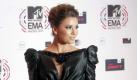 Eine Preisverleihung ohne Kostümwechsel ist undenkbar. Die Moderatorin der diesjährigen MTV Europ Music Awards (EMA), Eva Longoria, hat sich insgesamt 13 Mal umzogen. Dabei wechselte sie nicht nur ihre Kleider, sodner auch ihr Frisuren. Mal trug sie Pferdeschwanz, mal trug sie Pony... Foto: dpa