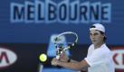 Rafael Nadal kann bei den Australian Open sein außergewöhnliches Jahr 2010 krönen, indem er das vierte Grand-Slam- Turnier in Serie gewinnt. Schafft er es? Die Kontroverse um diese Frage nimmt vor dem Beginn der Australian Open am Montag fast schon groteske Züge an. Foto: dapd