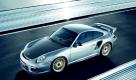 Der absolute Hammer mit Gänsehauteffekt: Der 911er GT2 RS hat 620 PS im Heck und katapultiert den Porschepiloten in 3,5 Sekunden auf Tempo 100.
 Foto: pi