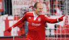 ARCHIV - Der Münchner Arjen Robben jubelt über seinen Treffer zum 2:1 im Spiel FC Bayern München - Borussia Dortmund (Archivfoto vom 13.02.2010). Vier Knaller in zwölf Tagen: Mit dem Viertelfinal- Hinspiel gegen Manchester United startet der FC Bayern München in seine Alles-oder-Nichts-Phase. In einer guten Woche können Trainer Louis van Gaal und die Seinen im Halbfinale der Königsklasse und an der Liga-Tabellenspitze stehen. Aber auch das Ende aller Titelträume in Bundesliga und Champions League droht dem deutschen Fußball- Rekordmeister, der um seinen Top-Star Arjen Robben wohl bis zum Anpfiff am Dienstag (30.03.2010) bangen muss. Foto: Tobias Hase dpa/lby +++(c) Foto: dpa