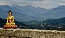 ARCHIV: Eine Buddhastatue, aufgenommen auf Gut Hochreute bei Immenstadt (Bayern) (Foto vom 12.08.08). Buddhisten aus aller Welt kommen seit Dienstag (02.08.11) im Allgaeu zum Meditieren und zum Gedankenaustausch zusammen. 3.000 Glaeubige aus 40 Laenden werden bis 14. August am Alpsee bei Immenstadt erwartet. Es ist bereits das vierte Sommertreffen des buddhistischen Dachverbandes 'Diamantweg'. (zu dapd-Text)
Foto: Frederic Bozada/dapd Foto: dapd