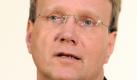 Kanzleramtsminister Ronald Pofalla (CDU) gibt am Freitag (18.03.2011) in München (Oberbayern) vor dem Spitzengespräch mit den Chefs der Spitzenverbände der deutschen Wirtschaft ein Interview. Bei dem alljährlichen Treffen am Rande der Münchner Handwerksmesse soll nach Angaben der Verbände über die allgemeine konjunkturelle Lage, den Fachkräftemangel, die Stabilität des Euro und die Steuerpolitik diskutiert werden. Erwartet wird aber, dass auch die Katastrophe in Japan samt Folgen für die Weltwirtschaft Thema ist. Foto: Marc Müller dpa/lby +++(c) dpa - Bildfunk+++  Foto: dpa/bundesregierung.de
