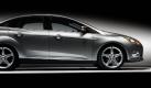 Unter der Haube verspricht Ford für den neuen Focus die sparsamsten Motoren seiner Klasse, bei einer Verbrauchsreduzierung im Vergleich zum Vorgängermodell von 10 bis 20 Prozent. Zur Motorenpalette gehört ein Zweiliter-Vierzylinder mit 155 PS und variabler Ventilsteuerung. Optional gibt es ein neues Sechsgang-Doppelkupplungsgetriebe.
 Foto: press-inform