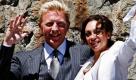 Die deutsche Tennis-Legende Boris Becker und seine Freundin Sharlely Lilly Kerssenberg heirateten in St. Moritz. Foto: ap