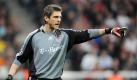 Platz 8: Hans Jörg Butt. Niemand behauptet mehr, dass Bayern München ein Torwartproblem hat. Grund sind die starken Leistungen des Routiniers, der nicht nur als sicherer Elfmeterschütze gegen Juventus Turin glänzte, sondern auch in der Liga mit einem Notenschnitt von 2,84 überzeugte. Foto: dpa