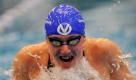 Der deutsche Schwimmer Marco Koch schwimmt in Essen bei der deutschen Kurzbahn-Meisterschaft in seinem Vorlauf über 100 Meter Brust. Er qualifizierte sich als Vorlauf-Schnellster für das Finale.  Foto: dpa
