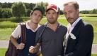 ... die Comedy-Serie Die Snobs mit Christian Ulmen, der sich mit Frederick Lau und Wilfried Hochholdiger auf dem Golfplatz rumtreibt. Wundersames tat sich auch... Foto: ZDF/ Svea Pietschmann