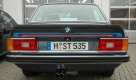 Da im M 535i bereits der stärkste Serienmotor verbaut war, musste noch mehr Power her. Im M 635 CSi feierte das Triebwerk seine Bewährungsprobe. Die Motorsport-Ingenieure kitzelten aus dem Sechszylinder 286 Pferdchen heraus. Der M5 brauchte für den Spurt von 0 auf 100 Sachen kaum 6,5 Sekunden und war rund 250 Km/h schnell. Foto: press-inform