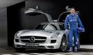 Der SLS, seines Zeichens der Stolz von AMG, als Safety Car bei der Formel 1. Foto: press-inform