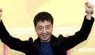 RCHIV - Der chinesische Regisseur Jia Zhang-Ke (Archivfoto vom 06.09.2006) hat am Samstagabend (09.09.) beim Filmfestival in Venedig den Goldenen Löwen gewonnen. Er erhielt den Preis für seinen Streifen «Still Life», berichtete das staatliche italienische Fernsehen. Der Streifen handelt vom umstrittenen Bau des Drei-Schluchten-Staudamms am Jangtse Fluss in Zentralchina. Foto: Claudio Onorati +++(c) dpa - Bildfunk+++
pixel Foto: dpa