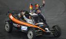 Für Formel-1-Piloten ist motorisierte Abwechslung immer willkommen. So präsentierten sich Michael Schumacher und Sebastian Vettel 2010 beim Race of Champions in Düsseldorf. Dabei gewannen sie die Teamwertung für Deutschland. Foto: dpa