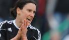 Angriff: Birgit Prinz (1. FFC Frankfurt/33) ist als Rekordnationalspielerin die Lichtgestalt des deutschen Frauenfußballs. Prinz hält fast alle Bestmarken und will ihre einmalige internationale Karriere mit dem dritten WM-Titel beenden. Foto: dapd