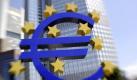 Allein seit Anfang Mai hat der Euro gegenüber dem US-Dollar sechs Cent oder fast fünf Prozent an Wert verloren. Foto: Boris Roessler  Foto: dpa