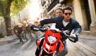 Schöne Menschen im Kugelhagel: Am 22. Juli startet Knight and Day mit Cameron Diaz und Tom Cruise. Foto: 20th Century Fox