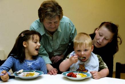 Kinderspeisung bei der Leipziger Tafel (Foto)