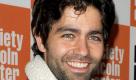 Yummie! Adrian Grenier spielt in der Serie Entourage den jungen Schauspieler Vincent Chase, der mit seiner Gang L.A. aufmischt. Welche Frau möchte ihm nicht gerne durch die lockigen Haare wuscheln? Genau, jede! Und deshalb gehört er eindeutig in die Liste der Sexiest Men. Foto: dapd