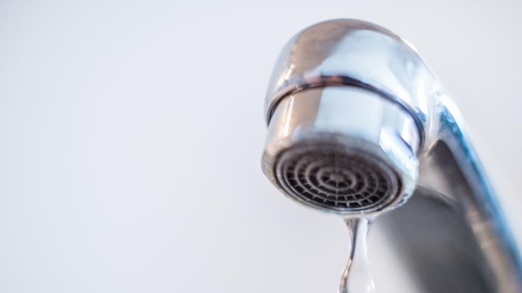 In einigen Regionen wird das Trinkwasser knapp. Was macht die Regierung dagegen?