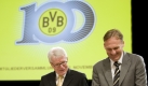 Borussia Dortmunds Präsident Reinhard Rauball und Geschäftsführer Hans-Joachim Watzke sprechen auf der Mitgliederversammlung des Vereins, der in diesem Jahr 100 Jahre besteht. Foto: ap