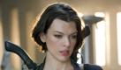ein paar wenigen überlebenden Menschen - wie Alice (Milla Jovovich), die sich auf einen Rachefeldzug gegen die Umbrella Corporation macht, die ihre Mitmenschen mit einem Virus infiziert und so zu Untoten gemacht hat. Foto: Constantin Film