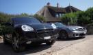 Die Strandparkplätze platzen aus allen Nähten und in den Auffahrten der reetgedeckten Luxusvillen parkt neben dem BMW X5, VW Touareg oder Porsche Cayenne gern der Mercedes SLK. Foto: pi