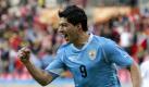 Am Ende ist die Hand Gottes jetzt meine. (Uruguays Nationalspieler Luis Suárez nach seinem Handspiel, mit dem er eine Niederlage gegen Ghana verhinderte, in Anspielung auf das Handtor von Argentiniens Diego Maradona bei der WM 1986 in Mexiko) Foto: dpa