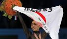 Die Japanerin Miki Ando ist Eiskunstlauf-Weltmeisterin 2011. Zum Abschluss der WM in Moskau gewann sie zum zweiten Mal den Titel und fügte Olympiasiegerin Kim Yu-Na eine Niederlage zu. Die 17 Jahre alte dreimalige deutsche Meisterin Sarah Hecken beendete die Titelkämpfe auf einem respektablen elften Rang. Foto: dpa