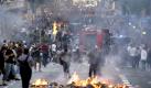 A burning barricade is seen during the protest staged on the sidelines of the general strike, in Barcelona, northeastern Spain, 29 September 2010. Serious disturbances and loutish acts led by groups of anti-system resulted in at least 43 arrests. The protest has been called by Spain's main trade unions CCOO and UGT against the Governments' labour reform and economic policy. EPA/ALBERT OLIVE +++(c) dpa - Bildfunk+++  Foto: dpa