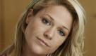 Schlagerstar Michelle erwischte es 2008. Nach Schlaganfall, Selbstmordversuch und Karriereaus meldete die Sängerin Privatinsolvenz im August des Jahres an. Bereits zuvor waren mehrere Immobilien zwangsversteigert worden. Viel gebracht hat es nicht: Der private Bankrott ließ sich nicht vermeiden. Laut bild.de musste Michelle von 989 Euro im Monat leben, zuzüglich Kindergeld. Mittlerweile ist die 39-Jährige gesundheitlich und privat wieder auf den Beinen. Foto: dpa