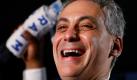 Der ehemalige Chef des Weißen Hauses, Rahm Emanuel, spricht am Abend zu seinen Anhängern. Dabei bedankte er sich für die Unterstützung, die ihm genug Stimmen für das Bürgermeisteramt von Chicago einbrachte. Damit regiert er ab sofort die drittgrößte Stadt der USA. Foto: dapd