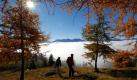 Mehr als 50 Bergseen, über 30 Aussichtsgipfel und zahlreiche Alm- und Bergdorffeste bilden den Rahmen für ein Indian-Summer-Feeling mitten in den österreichischen Alpen. Die Ferienregion Outdoorpark Oberdrautal hat im Herbst Hochsaison: die unterschiedlichen Geo-Welten mit den Lienzer Dolomiten, den Gailtaler Kalkalpen und den kristallinen Ausläufern der Hohen Tauern bieten dem Wanderer und Bergfreund im Herbst ein wahres Eldorado von faszinierenden Bergtouren.
 Foto: ddp