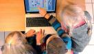 Nachschlagewerk ohne Grenzen: Im Internet können Kinder auf einen unendlichen Wissensvorrat zurückgreifen. Foto: dpa