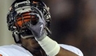 Hat jemals jemand behauptet, American Football sei ein gewaltfreier Sport?Wenn ja - dieses Bild zeigt das Gegenteil. Ronald Johnson (r.)im Duell mit Tim Clark. Johnson spielt für die University of Southern California. Clark für die Oregon State. Foto: ap