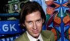 Zur Schauspielerei kam Owen Wilson dank Wes Anderson (Foto), den er an der Universität von Texas kennenlernte und mit dem er sich anfreundete. Gemeinsam realisierten sie den Film Durchgeknallt (1996), in dem auch Owens Brüder mitwirkten. Mit Wes Anderson hat Wilson viele weitere Filme gemacht:Die Royal Tenenbaums (2001), Die Tiefseetaucher (2004) oder den Animtationsfilm Der fantastische Mr. Fox (2009), in dem Wilson eine Sprechrolle übernahm. Foto: dpa
