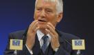 Otto Schily (SPD) war von 1998 bis 2005 Innenminister im Kabinett Schröder. Eine seiner wichtigsten Amtshandlungen war die Einführung biometrischer Reisepässe. Nach der Regierungszeit blieb er Abgeordneter im Bundestag. Parallel dazu wurde er Aufsichtsratsmitglied bei der Biometric Systems AG und bei der Safe ID Solutions AG - Spezialisten auf dem Gebiet der Biometrie.
 
  Foto: dpa