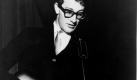 Buddy Holly wäre heute 75 Jahre alt geworden. Der Musiker hat mit Hits wie «Peggy Sue» oder «It´s so easy» Kultstatus erreicht. Holly schrieb die meistens seiner Songs selbst, keine Selbstverständlichkeit in den 1950er Jahren. Mit nur 22 Jahren starb Holly. Bis heute ist er einer der einflussreichsten Musiker des Rock´n´Roll. Foto: dapd