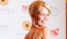 Topmodel Claudia Schiffer posiert am Donnerstag (21.09.06) bei der Benefiz-Gala 'Dreamball' im Ritz Carlton Hotel in Berlin. Bei dem Benefizball ging es um Hilfe fuer Frauen, die an Krebs erkrankt sind.  Foto: ddp
