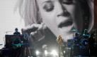 Carrie Underwood performs at the 2010 CMT Awards in Nashville, Tenn. Wednesday, June 9, 2010. (AP Photo/M. Spencer Green)


 Foto: ap