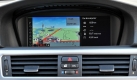 Ein Festeinbau-Navi muss schon einiges bieten, um die Preisdifferenzen zu mobilen Systemen zu rechtfertigen. Beim Bedienkomfort kann das BMW-System denn auch gleich triumphieren ... Foto: press-inform
