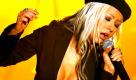 P-16000827370
Die Saengerin Christina Aguilera tritt am Samstag (25.01.03) in der Sporthalle Boeblingen waehrend der 140. Ausgabe der Spielshow 'Wetten, dass..?', auf. Foto: Joerg Koch/ ddp

 Foto: ddp