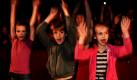 Kinder der 120. Grundschule jubeln in Dresden zum 40. Internationalen Dixielandfestival im Rundkino bei der Veranstaltung Mit Triangel und Klapperholz - in Dresden. Bei der Veranstaltung sollen Kinder spielerisch an die Dixieland-Musik herangeführt werden. Vom 9. bis 16. Mai 2010 werden rund 37 Bands aus zwölf Ländern bei dem Festival auftreten. Foto: ddp