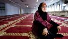 Für Muslime bedeutet der Ramadan Verzicht auf Essen und Sex - und gründliche Beschäftigung mit Gott und dem Koran Foto: dapd
