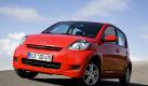 Exotische Alternative: Der Daihatsu Sirion ist auch als Allradversion erhältlich. Das Fliegengewicht erklimmt so jeden verschneiten Berg. Der sparsame Kleinwagen verfügt über solide Großserientechnik aus dem Hause Toyota. Foto: daihatsu